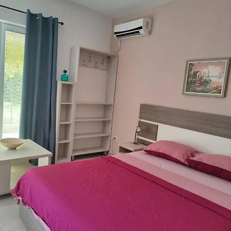 Miro Guesthouse Tivat Dış mekan fotoğraf