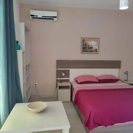 Miro Guesthouse Tivat Dış mekan fotoğraf