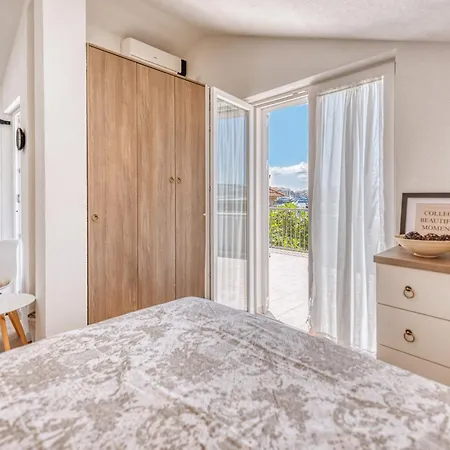Miro Guesthouse Tivat Dış mekan fotoğraf