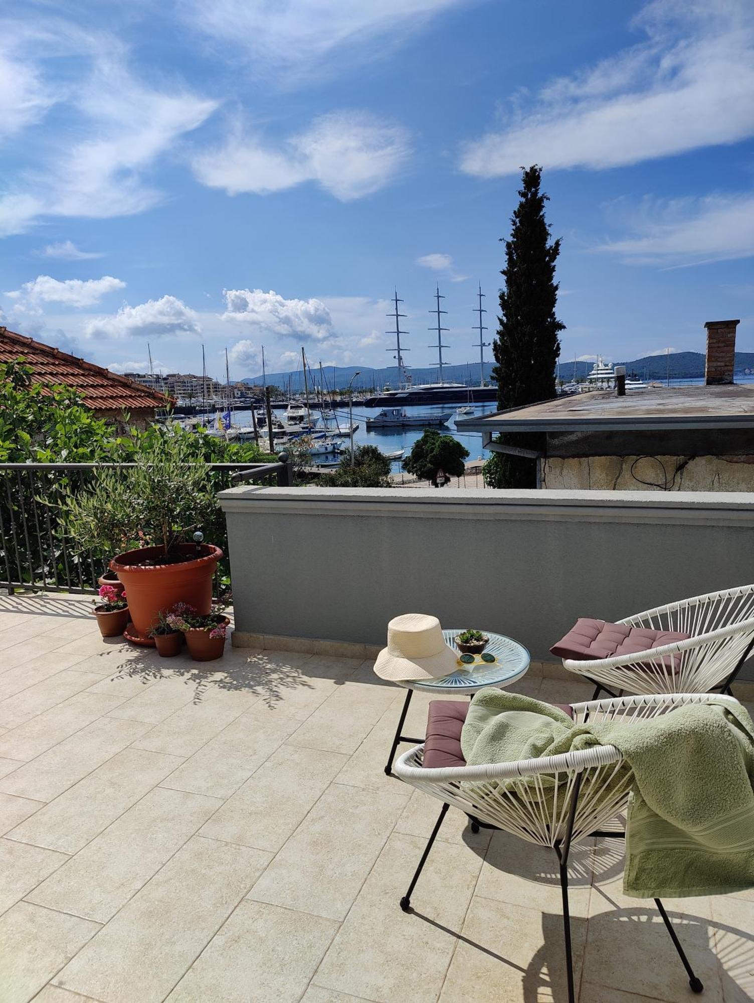 Apartment Miro Tivat